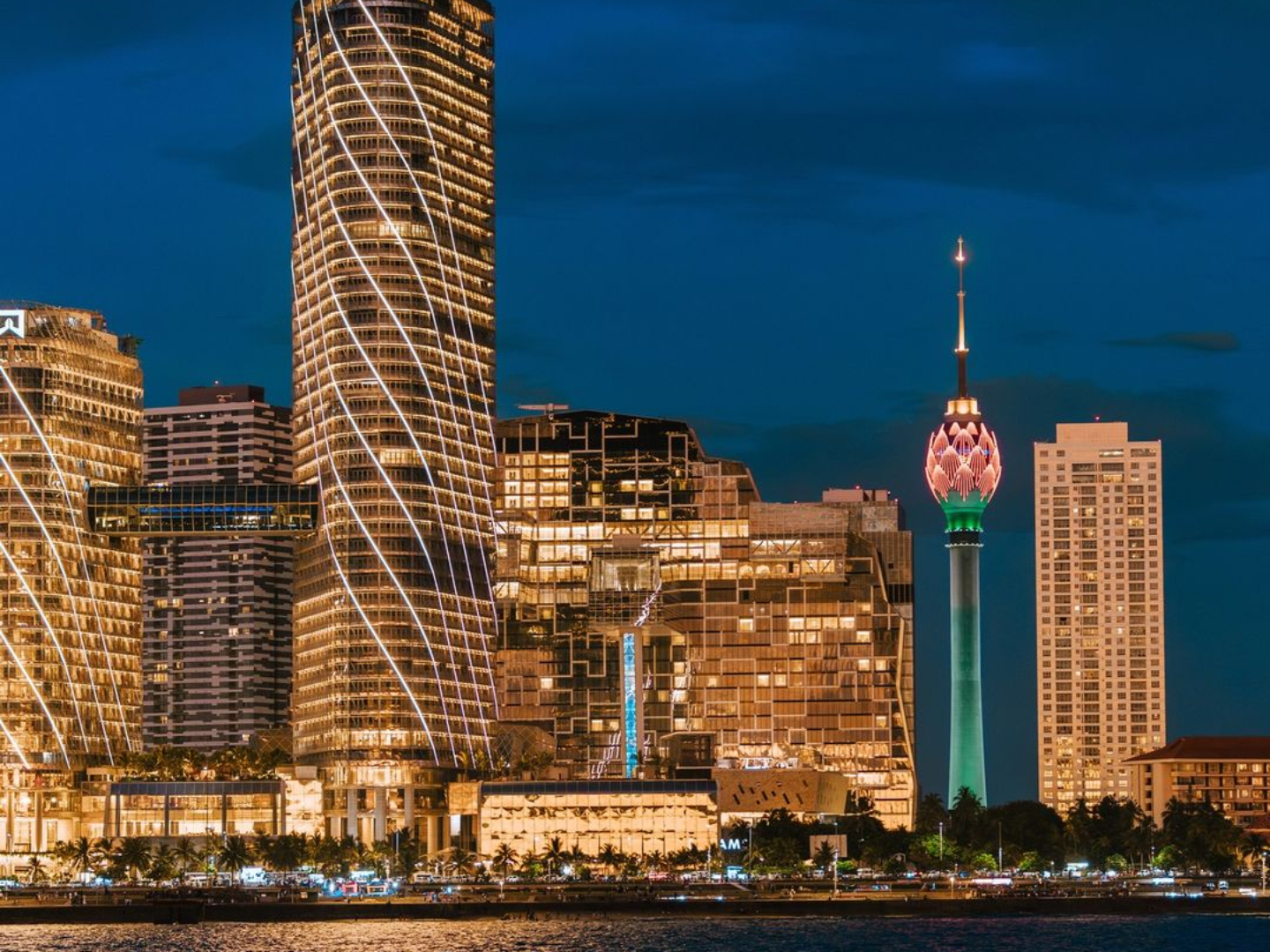 Kandy ➝ Colombo (130 km)